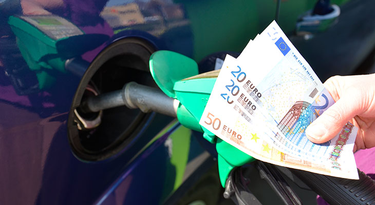 Benzineprijzen in Nederland het hoogst